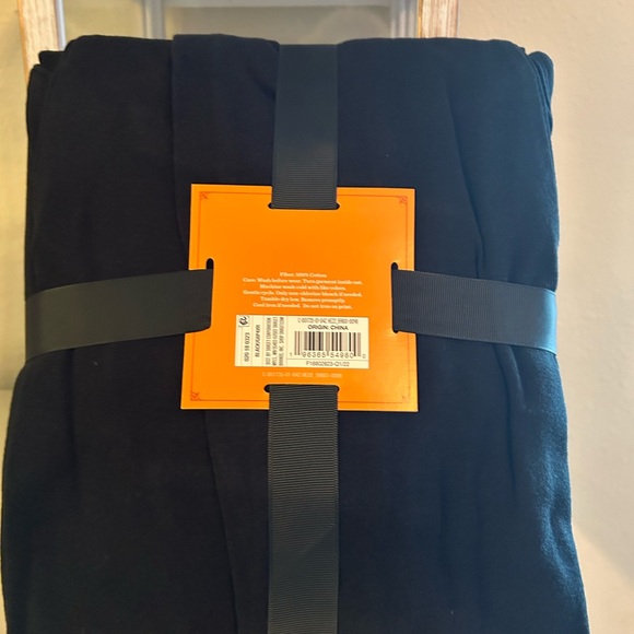 Hyde and Eek skeleton graphic pajama set - Picture 3 of 4